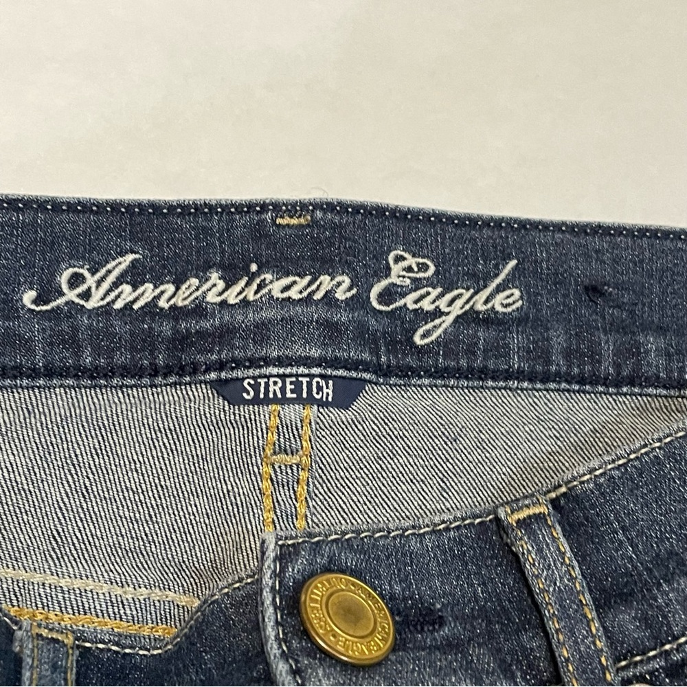 American Eagle Stretch Denim Blue Jean Shorts Women’s Size 2 - Picture 3 of 4